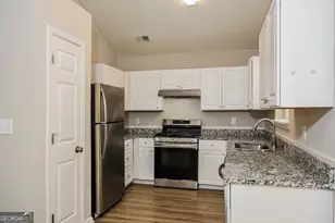 751 Stonebridge Park Cir, Lithonia, GA 30058 - Photo 8