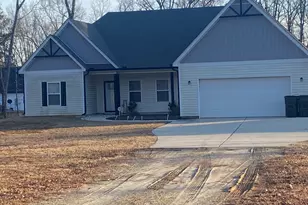 69 Henley Rd, Griffin, GA 30224 - Photo 1