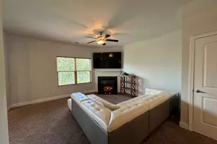 6234 Hickory Ln Cir, Union City, GA 30291 - Photo 10