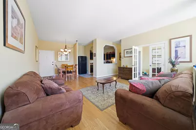 3060 Pharr Court North NW #APT 223, Atlanta, GA 30305 - Photo 6