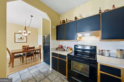 3060 Pharr Court North NW #APT 223, Atlanta, GA 30305 - Photo 12