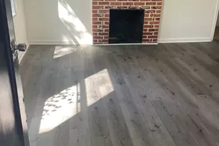 541 W Lake Ave NW, Atlanta, GA 30318 - Photo 2