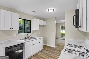 340 Windsor Walk SE, Conyers, GA 30094 - Photo 8