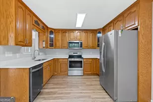 194 Welker Cir, Macon, GA 31211 - Photo 18