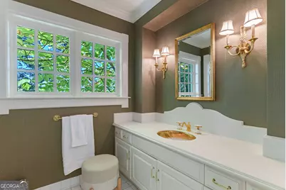 6655 Sweetwater Point, Flowery Branch, GA 30542 - Photo 40