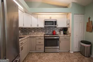 208 McQueen Cir, Saint Marys, GA 31558 - Photo 16