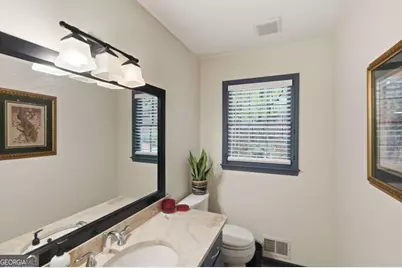 9156 Branch Valley Way, Roswell, GA 30076 - Photo 20