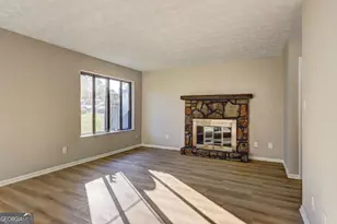 288 Country Club Dr, Jonesboro, GA 30238 - Photo 4