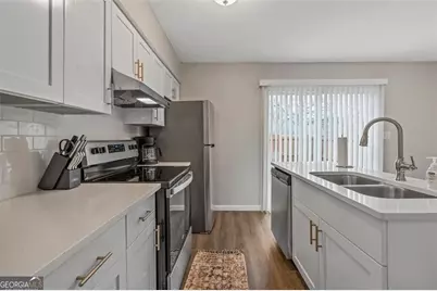 1749 Hawthorne Avenue, College Park, GA 30337 - Photo 12