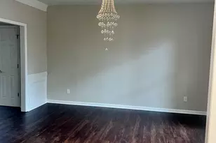 392 Brookwater Ct, Stone Mountain, GA 30087 - Photo 4