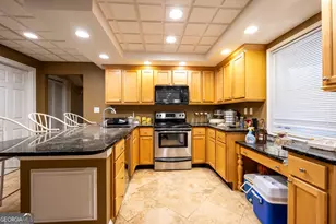 135 Acton Dr, Fayetteville, GA 30215 - Photo 16