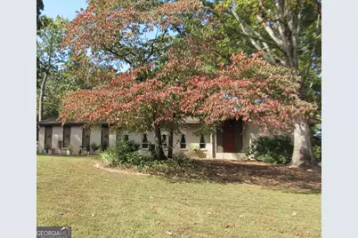 3014 Barcelona Way, Conyers, GA 30012 - Photo 2