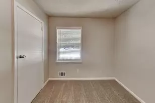 1352 Labelle St, Jonesboro, GA 30238 - Photo 16