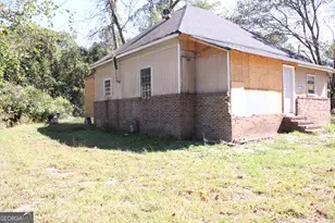 339 Atlanta St, Barnesville, GA 30204 - Photo 20