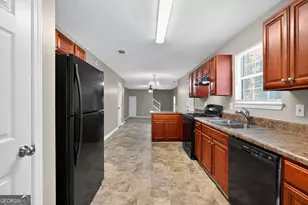 5919 Duren Farms Cir, Lithonia, GA 30058 - Photo 14