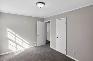 2401 Dawn Ct, Decatur, GA 30032 - Photo 10