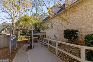 255 Carriage Station Dr, Lawrenceville, GA 30046 - Photo 54