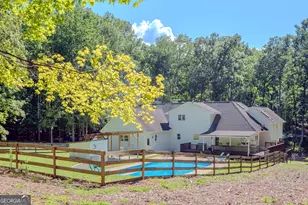 360 Darren Dr, Fayetteville, GA 30215 - Photo 1