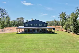 239 Walters Rd, Barnesville, GA 30204 - Photo 2