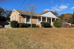 6099 Winview Dr, Forest Park, GA 30297 - Photo 2