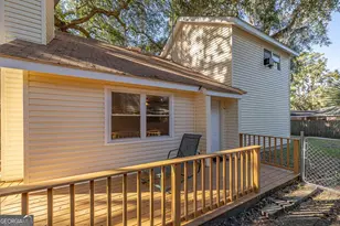 239 Broadway St, Saint Simons, GA 31522 - Photo 24