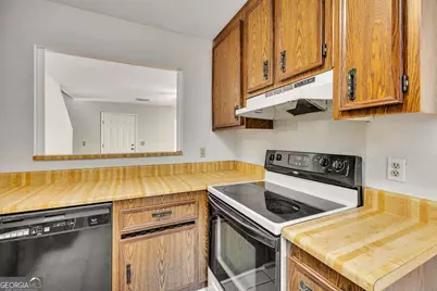 239 Broadway Street, Saint Simons, GA 31522 - Photo 10