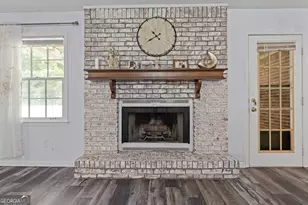 1738 Sherry Ln, Jonesboro, GA 30236 - Photo 2