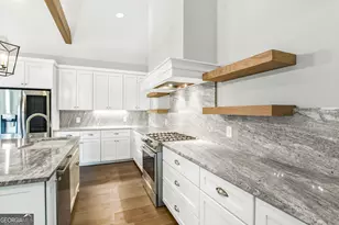 110 4th St, Fayetteville, GA 30214 - Photo 8