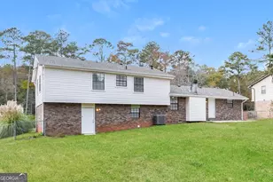 2236 Kings Forest Dr SE, Conyers, GA 30013 - Photo 14