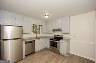 140 Hunt Ridge Dr, Stockbridge, GA 30281 - Photo 4