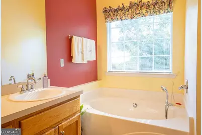 121 Jaley Parkway, Locust Grove, GA 30248 - Photo 24