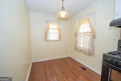 200 Crestwood Drive, Lagrange, GA 30241 - Photo 16
