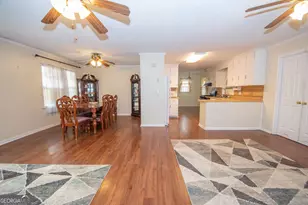 200 Crestwood Dr, Lagrange, GA 30241 - Photo 10