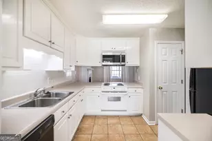 122 Halidon Dr, Warner Robins, GA 31088 - Photo 6