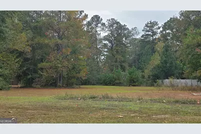 256 Falcon Crest, Warner Robins, GA 31088 - Photo 2