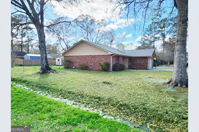 157 W Peach Avenue, Kingsland, GA 31548 - Photo 4