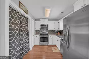 809 Parker Ct NW, Monroe, GA 30656 - Photo 16