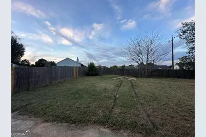 301 Deerfield Drive, Jonesboro, GA 30238 - Photo 10