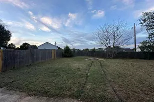 301 Deerfield Dr, Jonesboro, GA 30238 - Photo 10