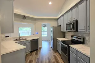 824 E Hilton Ave, Kingsland, GA 31548 - Photo 14