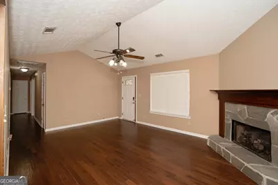 130 Nicki Court, Hampton, GA 30228 - Photo 6