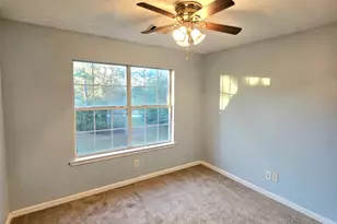 136 Henry Burch Dr, Griffin, GA 30223 - Photo 12