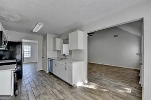 510 Saint James Ct, Lawrenceville, GA 30044 - Photo 14