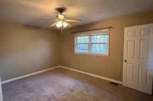 382 Sherwood Dr, Clarkesville, GA 30523 - Photo 10