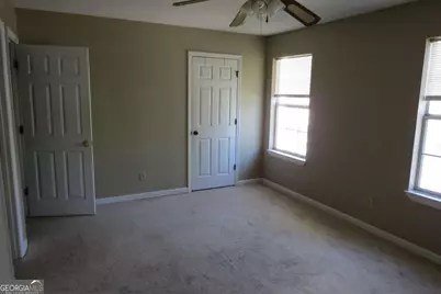 1090 Huntington Trace SE, Smyrna, GA 30082 - Photo 10