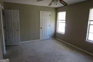 1090 Huntington Trce SE, Smyrna, GA 30082 - Photo 10