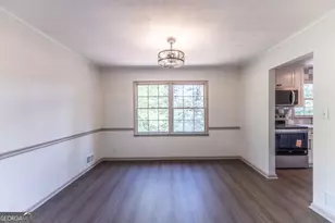 4128 Indian Manor Dr, Stone Mountain, GA 30083 - Photo 4