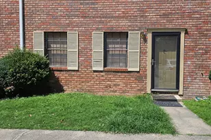 6354 Shannon Pkwy, Union City, GA 30291 - Photo 4