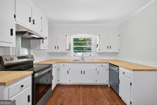 352 3rd Ave, Winder, GA 30680 - Photo 12