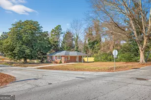 352 3rd Ave, Winder, GA 30680 - Photo 34